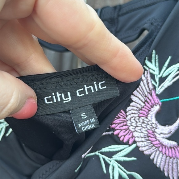 City Chic ‘Phoenix’ one piece swimsuit, size 16 - Picture 6 of 6